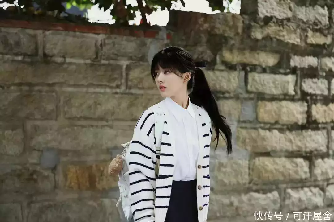 t01abad9eb6400d879f.webp.jpg