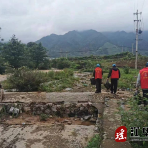 桥市乡志愿服务活动：河道清洁行动