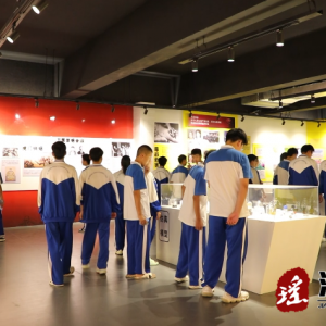 江华一中：走进禁毒教育基地 筑牢青春禁毒防线