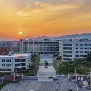 欢迎报考汝州职业技术学院！学真技能，能就好业！