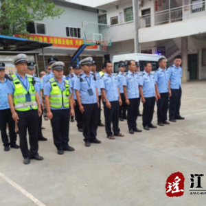 江华白芒营镇：“宣传+劝导+整治” 守护暑假假期交通安全