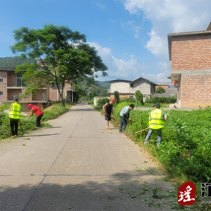 江华小圩壮族乡：开展道路清障行动 为群众出行保驾护航