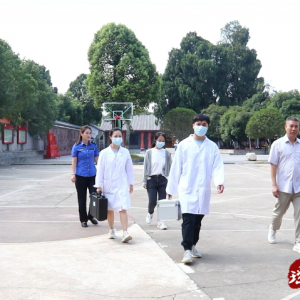 江华自来水公司：助力开学季 水质“体检”进校园