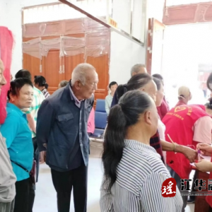 江华码市镇冯源社区：健康体检进社区 医疗服务暖人心