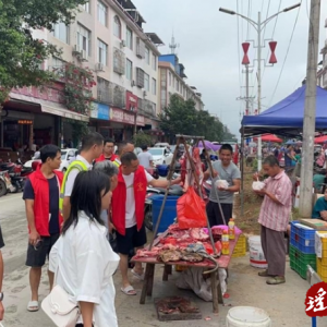 江华大圩镇：守护群众节日安全