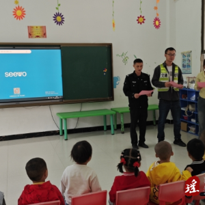 江华水口镇：一盔一带进校园，交通安全一路“童”行
