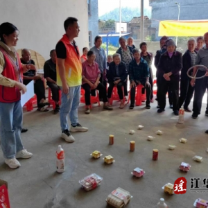 江华：让老人安享“家门口”的幸福养老