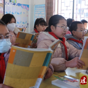 黄婧：懂事好少年优秀的好学生