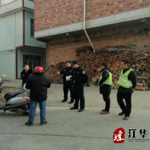 江华大路铺镇：持续开展道路交通“冬季攻势”整治行动