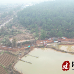 江华：冬闲修水渠 确保农田灌溉