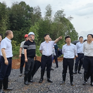 陈爱林专题调研生态环境保护督察问题整改工作时强调 坚决有力抓好生态环保问题整改 做到“四个不放过”